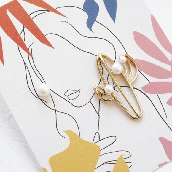 4/$25 Cactus Pearl Mismatch Earrings - Picture 4 of 5